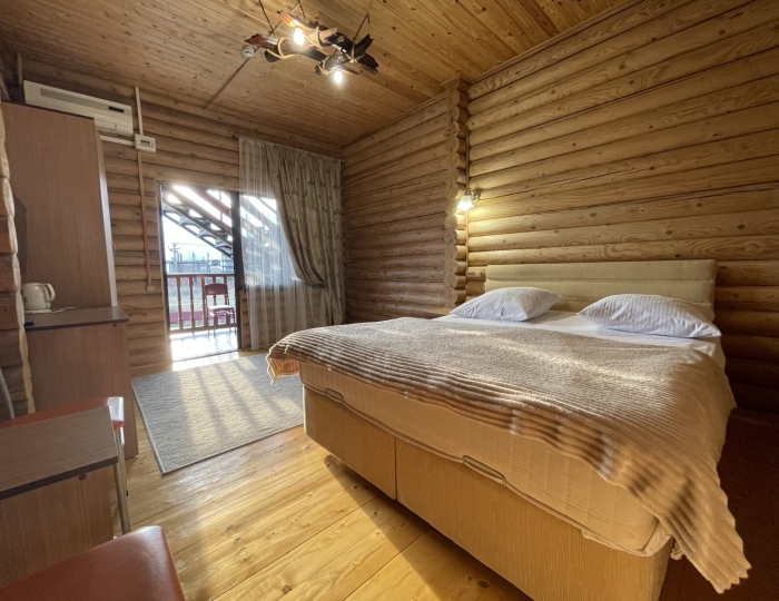 Двухместный номер c балконом - Гостиница «Абхазская усадьба» Гагра